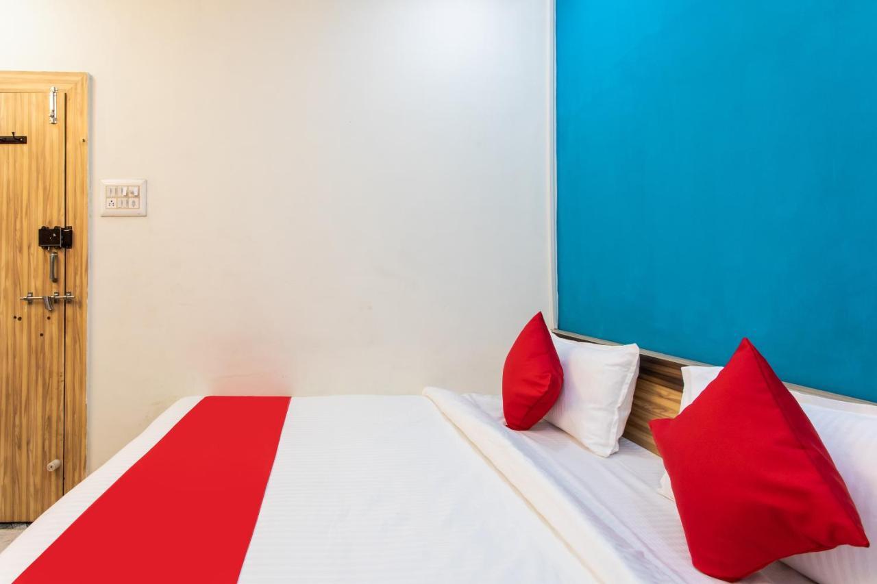 Oyo 24196 Hotel Shreenath Palace Ujjain Eksteriør bilde