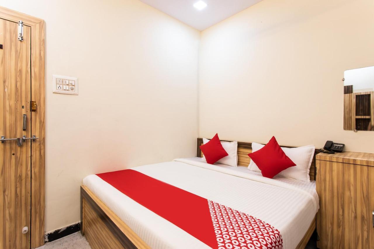 Oyo 24196 Hotel Shreenath Palace Ujjain Eksteriør bilde
