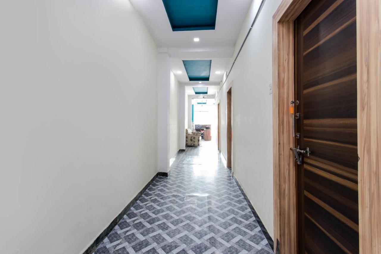 Oyo 24196 Hotel Shreenath Palace Ujjain Eksteriør bilde