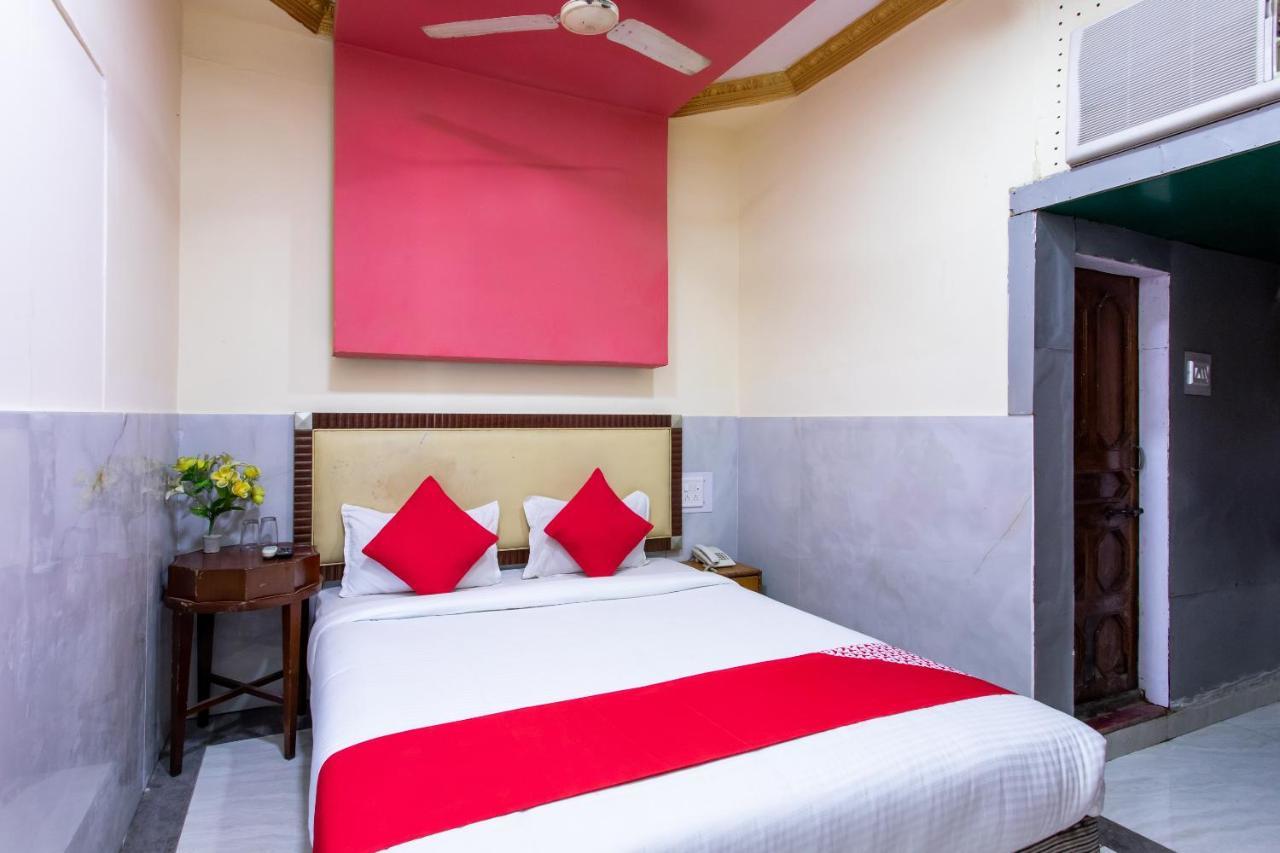 Oyo 24196 Hotel Shreenath Palace Ujjain Eksteriør bilde